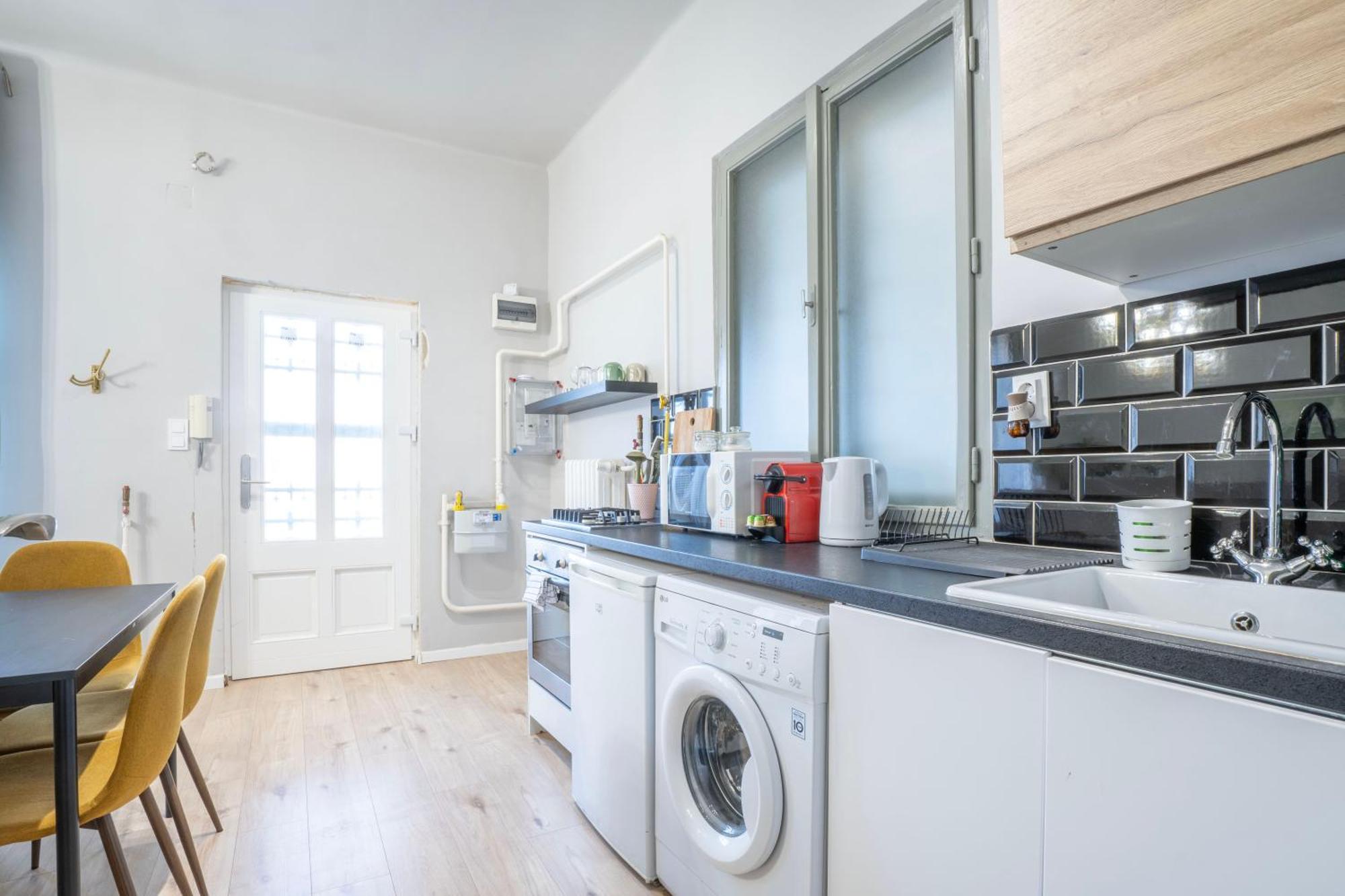 Stylish Broadway Near Parliament Z30 Apartman